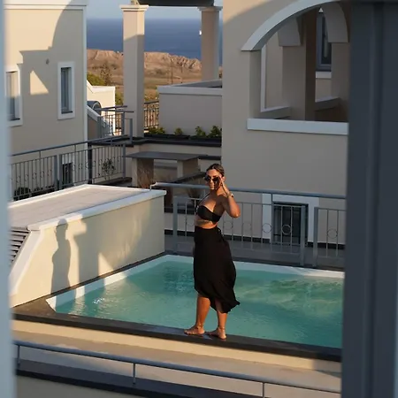 The Noverian Bios Caldera Sunset Hotel *
