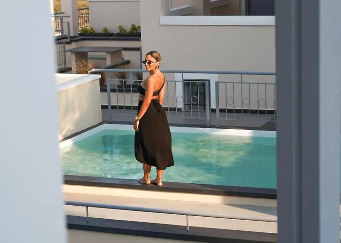 The Noverian Bios Caldera Sunset * Akrotírion