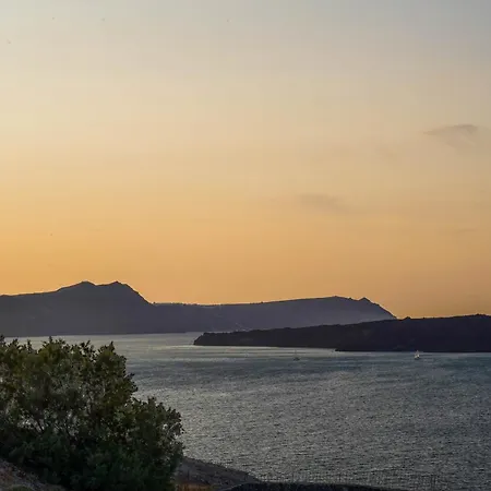 호텔 The Noverian Bios Caldera Sunset