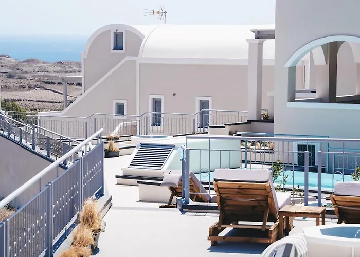 The Noverian Bios Caldera Sunset Hotel *